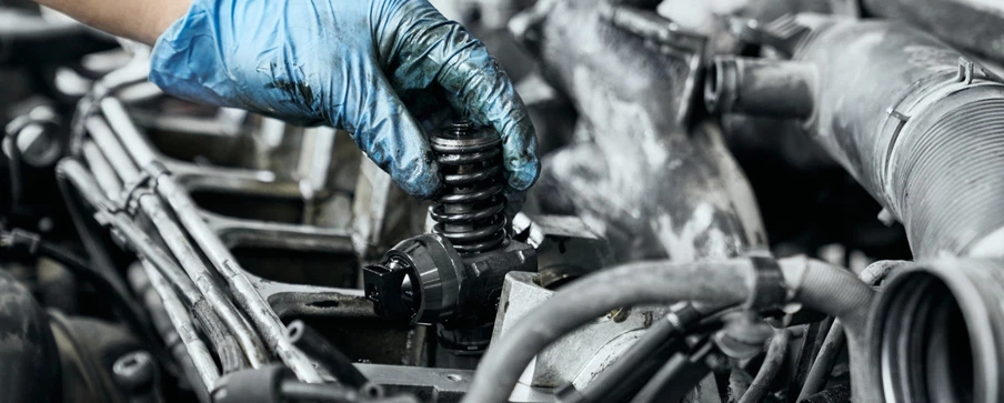 Automotive Repair & Performance Logo